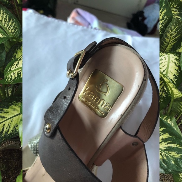 ⭐️4/$35 Kanna wedge heels - Picture 3 of 3